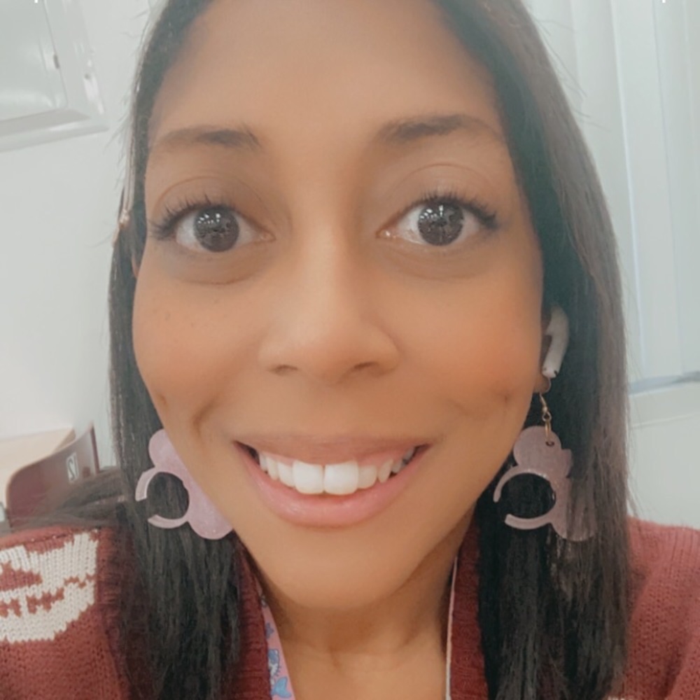 Meet your Posher, Oona